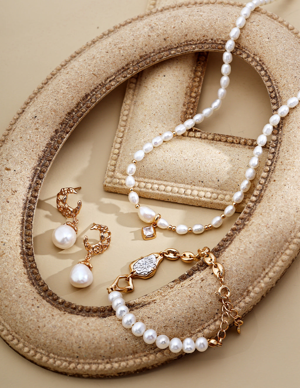 Stella Pearl Zircon Necklace