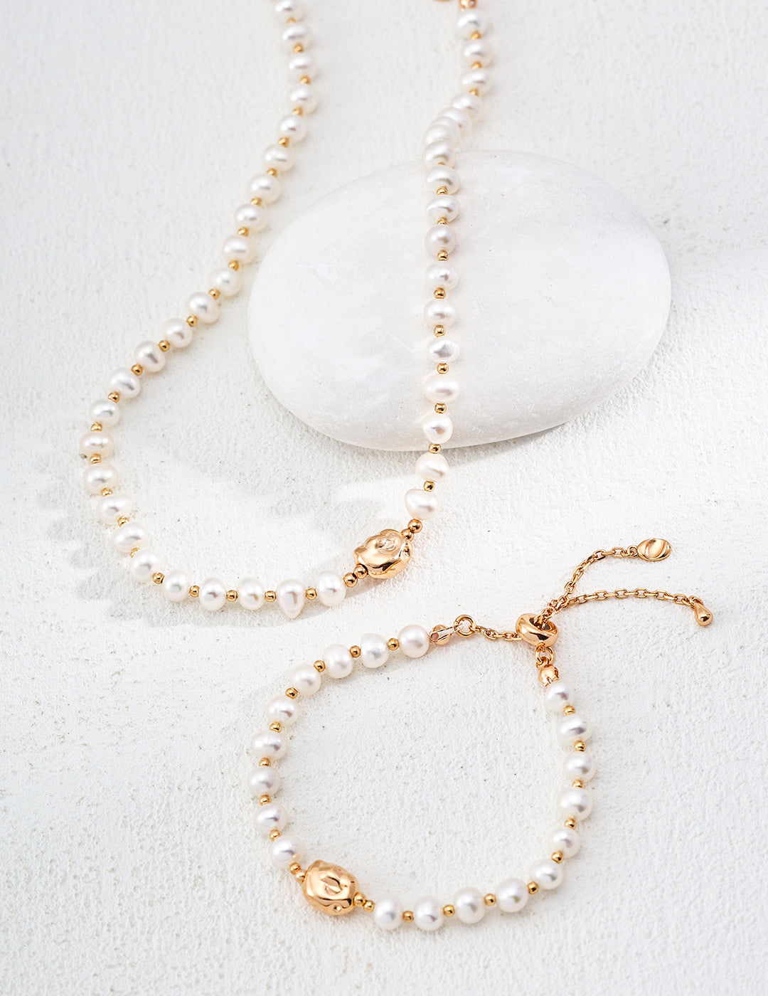 Stella Pearl Necklace - Gold