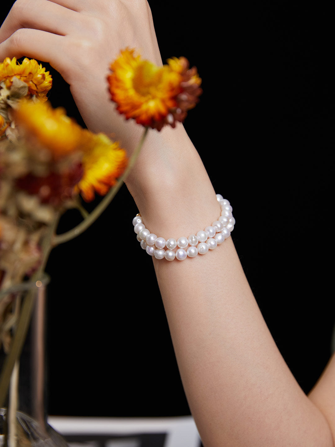 Aura Mini Pearl Bracelet