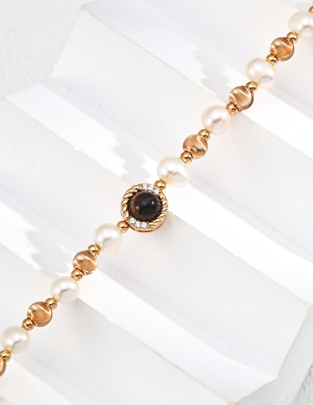 Mini Pearl Necklace - Gold