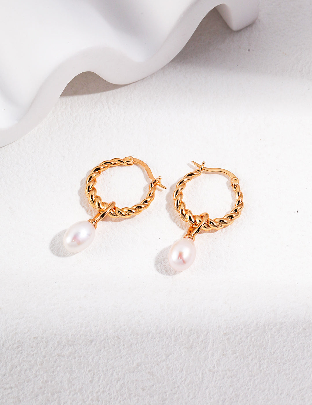Aura Mini Pearl Hoop Earrings