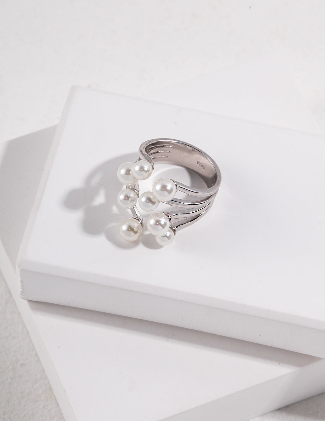 Personalized Flower Niche Design Ring